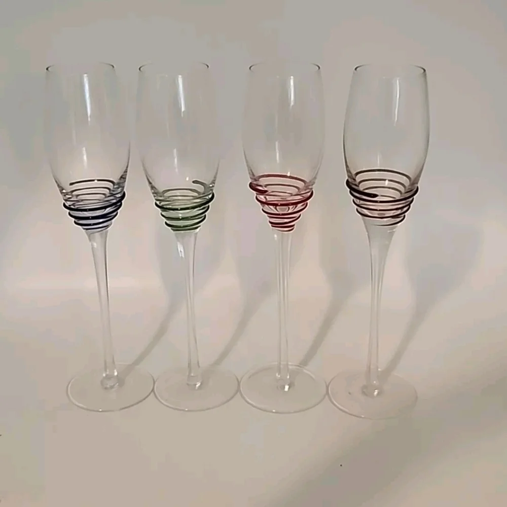 SET OF 4 PIER 1 WINE GLASSES WITH SWIRL OVERLAY MULTI COLORED MOUTH BLOWN